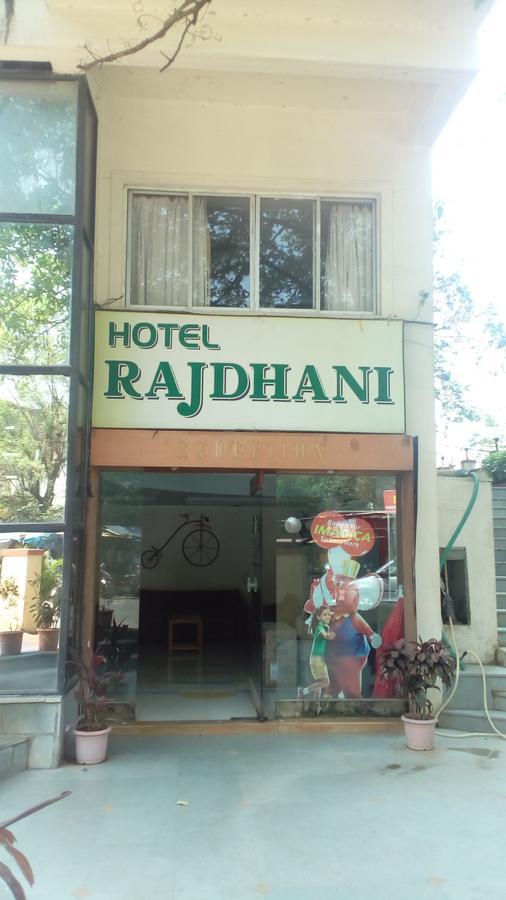 Hotel Rajdhani Lonavala Buitenkant foto
